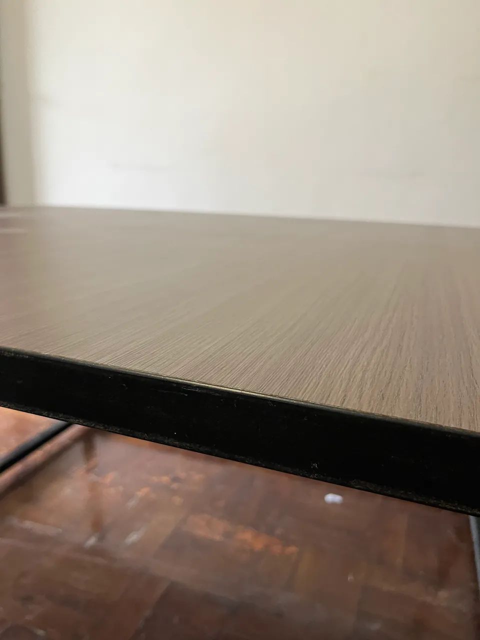 Mesa Estilo Industrial com Tampo Robusto de 3cm - Estado de Nova! - Foto 2