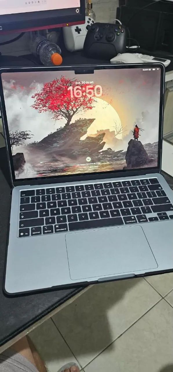 Macbook 13 polegadas air m5 16gb de memoria RAM 512 gb de armazenamento