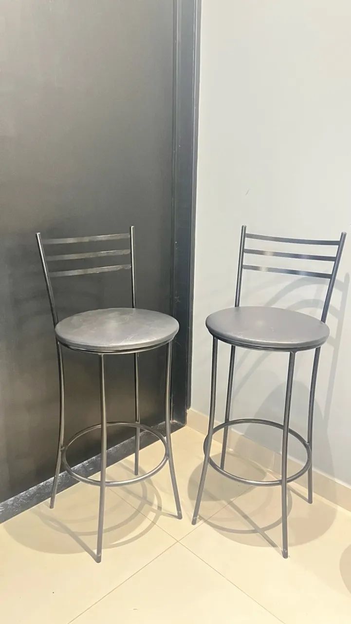 Banqueta Alta (preço individual)