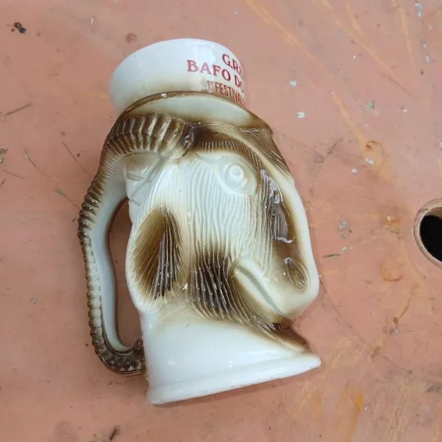 CANECA PORCELANA BAFO DO BODE ANTIGA COMEMORATIVA - Foto 4
