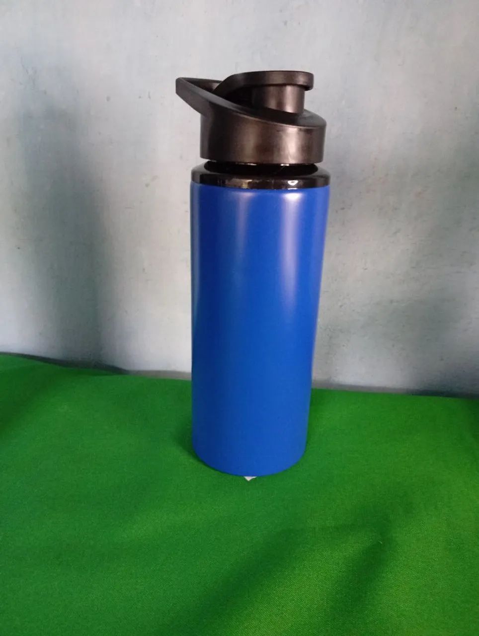 Garrafa Squeeze 600 ml Alumínio Água Acadêmia  - Foto 2