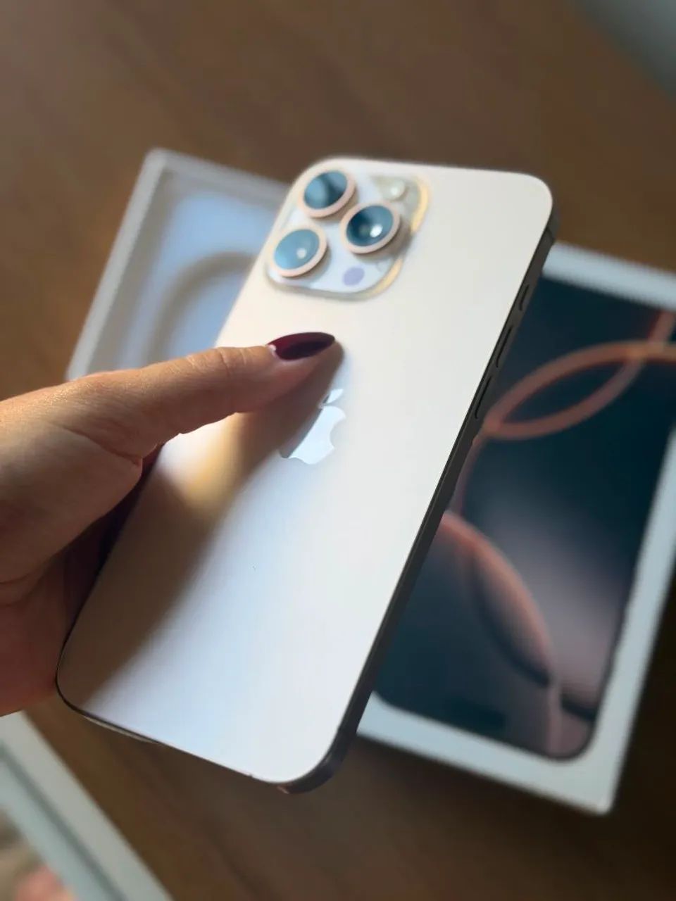 IPHONE 16 PRO MAX 512GB COM CAIXA - Foto 2