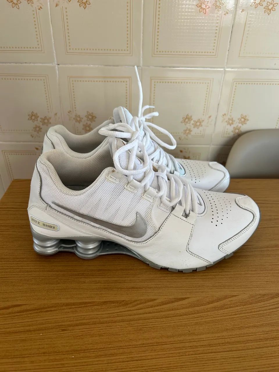 Tênis Nike Shox Original branco