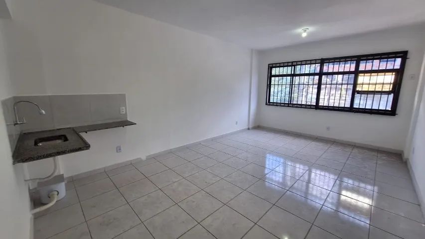 OPORTUNIDADE IMPERDÍVEL NA PRAÇA SECA - CONJUNTO COMERCIAL COMPLETO! - Foto 3