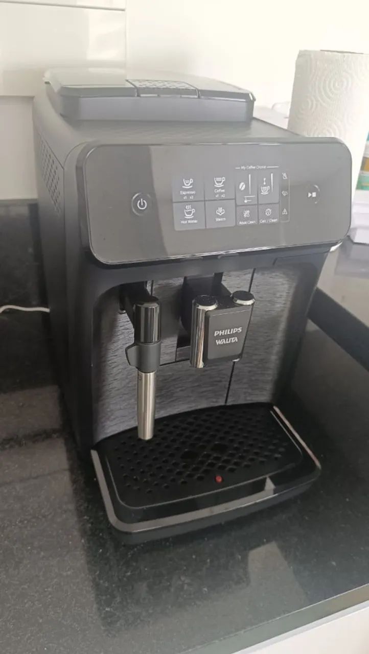 Cafeteira super automática Phillips Walita 1200.