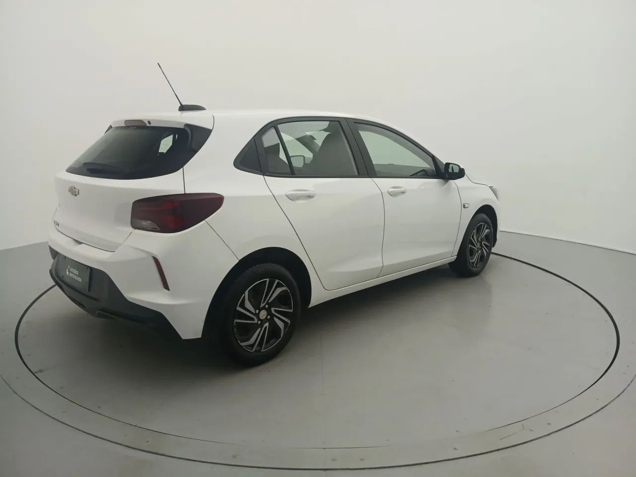 Chevrolet Onix Hatch 1.0 12V Flex Mec. 4P, foto 5 de 18