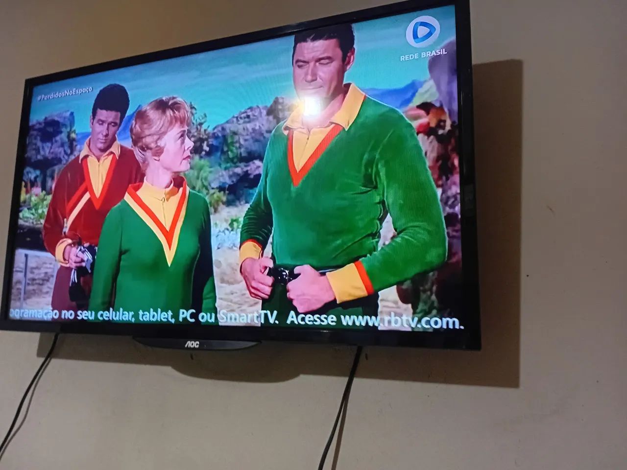 TV AOC 32 polegadas HD Led hdmi  - Foto 4