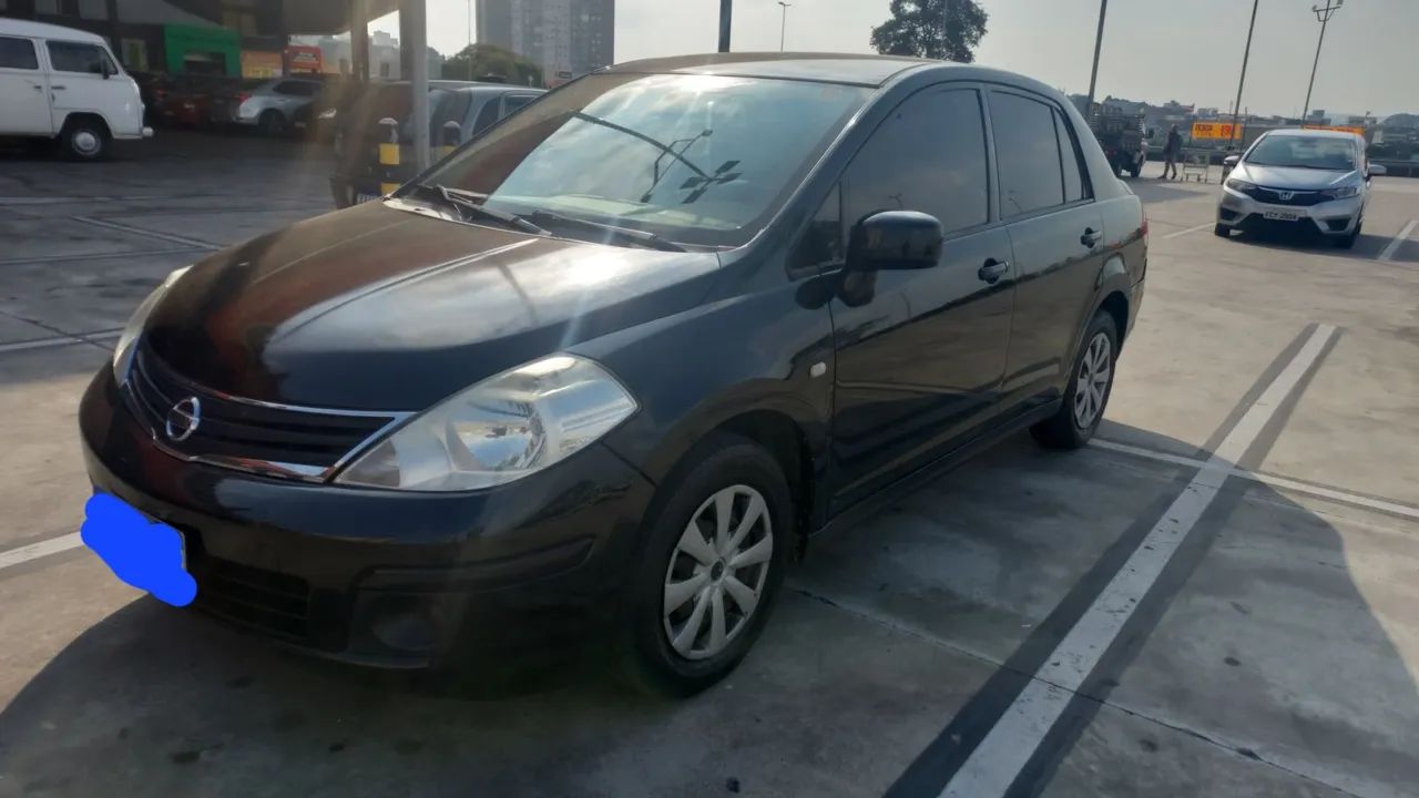 Nissan Tiida 2011