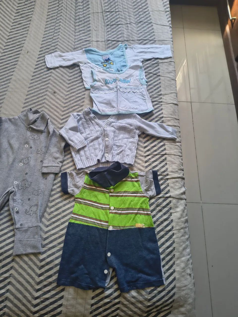 Lote de roupa de bebê até 3 mesee - Foto 3
