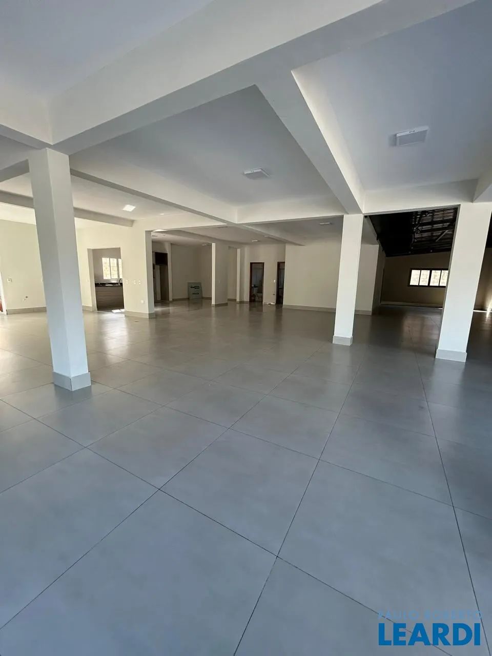 CONJ. COMERCIAL - BOSQUE - SP - Foto 5