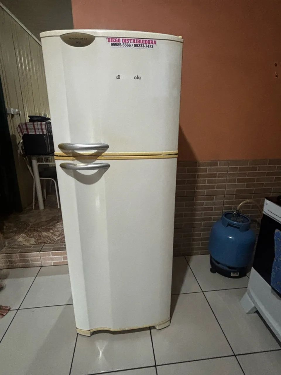 Vende - se essa geladeira 