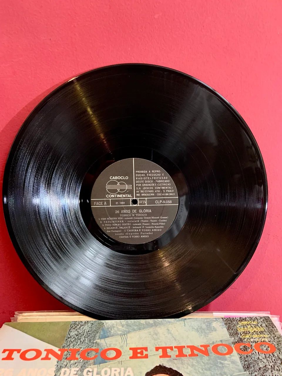 LP Tonico e Tinoco - 26 anos de glória (1969) - Foto 2