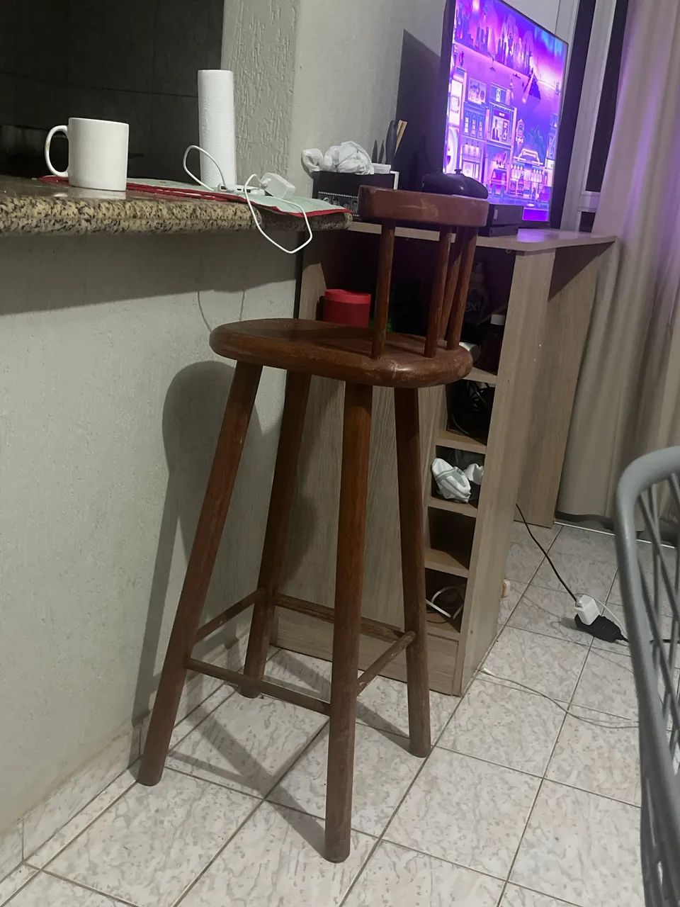 2 Bancos de madeira