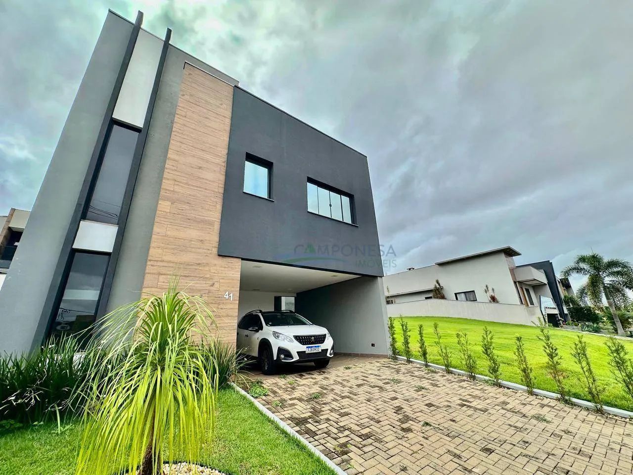 SOBRADO PARA LOCAÇÃO E VENDA 179M² AREA UTIL 3 QUARTOS SENDO 2 SUITES -