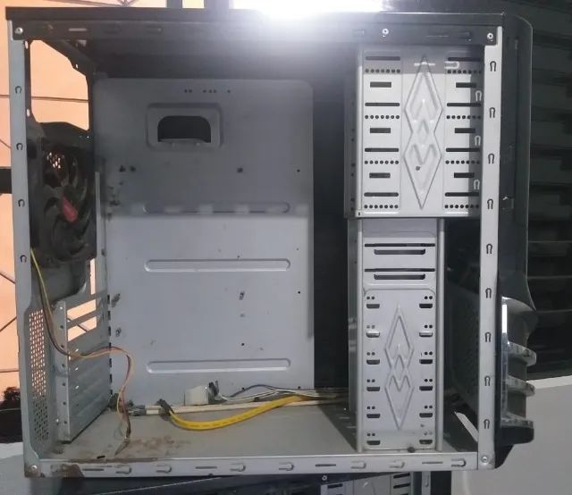Gabinete GAMER - Foto 2