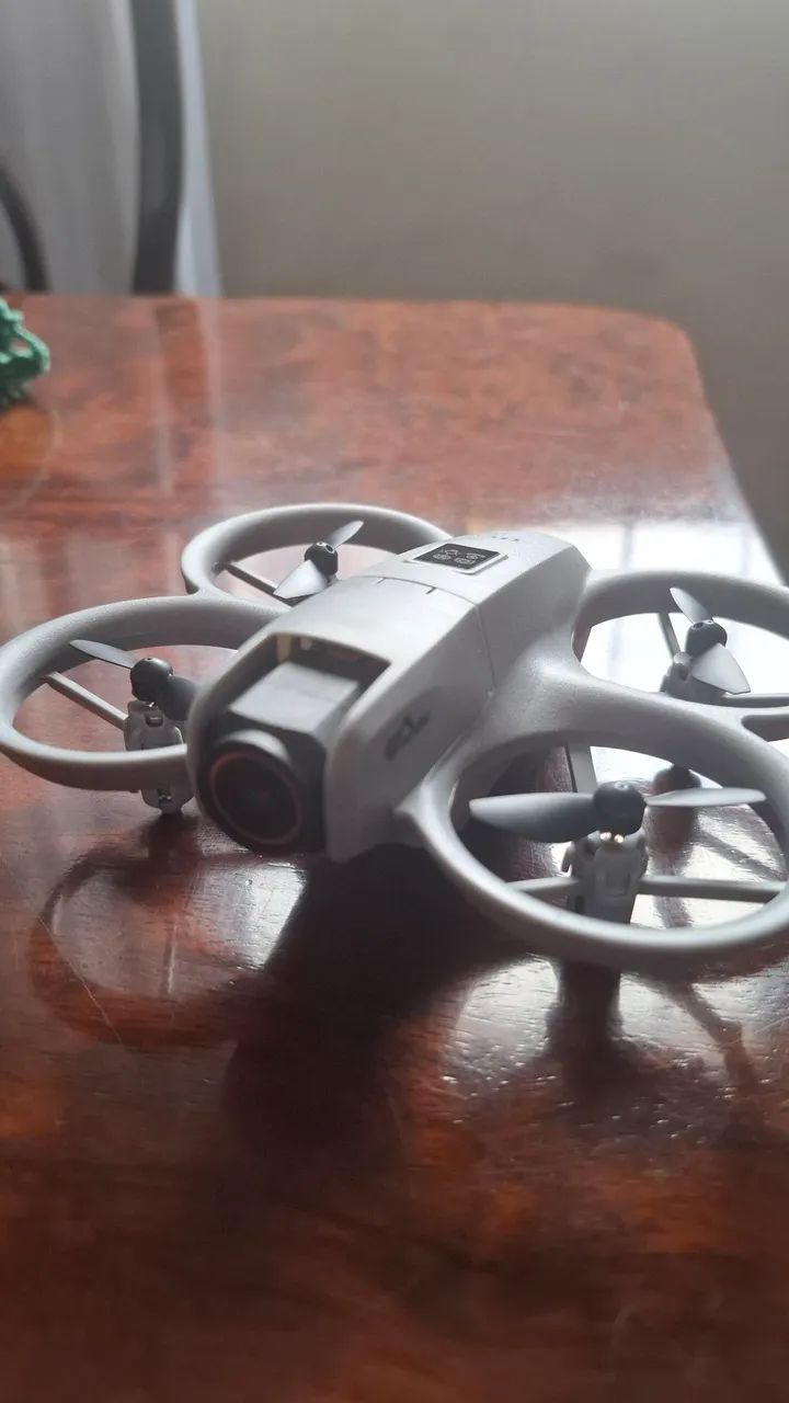 Drone mini novo na caixa com controle - Foto 3