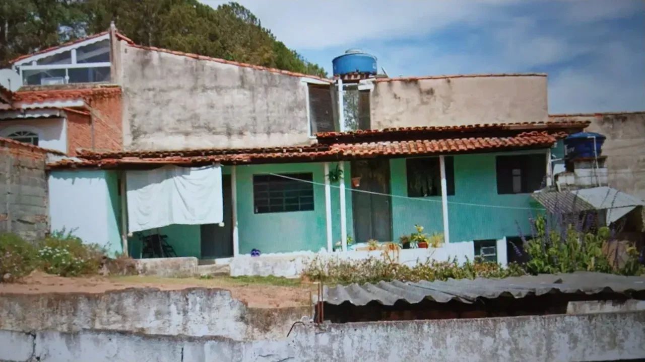 Casa  Simples  3  Dormitórios no Centro - Piracaia - Foto 2