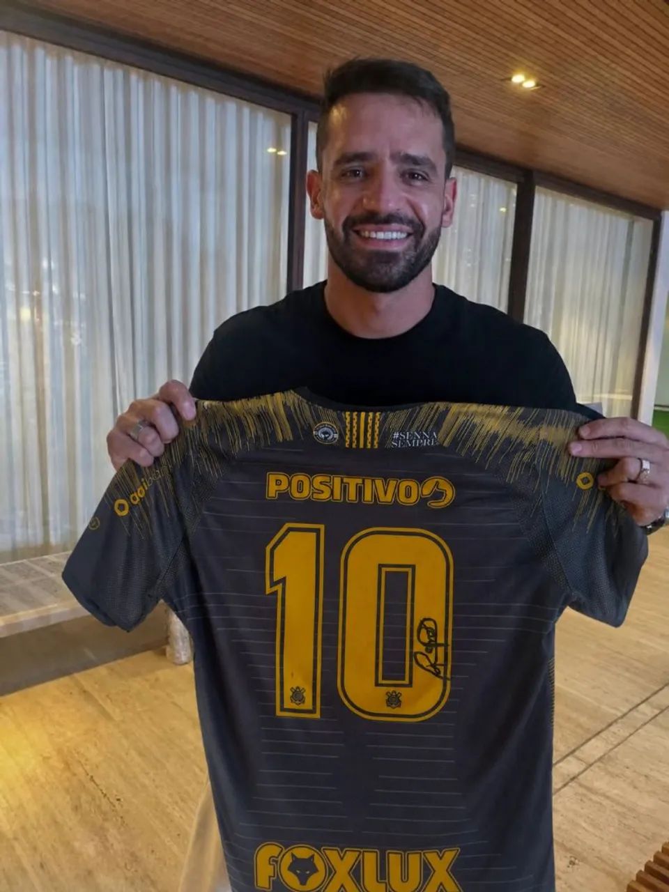 Camisa Corinthians Autografada pelo Renato Augusto - Foto 2