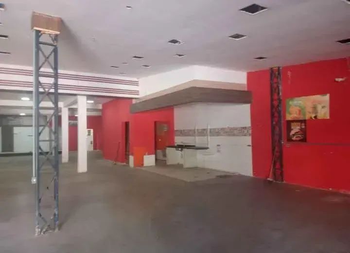 Loja Comercial a Venda na Granja dos Cavaleiros