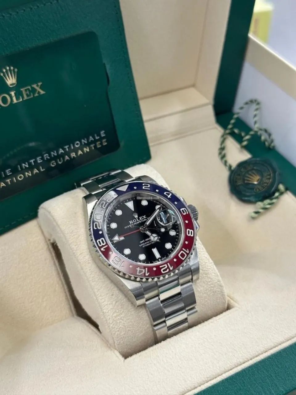 Rolex GMT Master II Pepsi Oyster Eta 3035 Automático