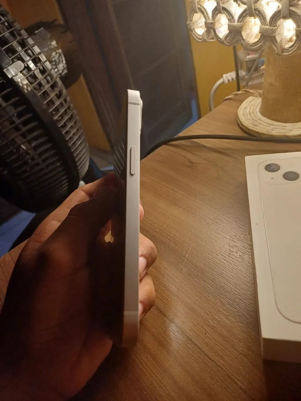 iPhone 13 branco 128gb com caixa original  - Foto 3