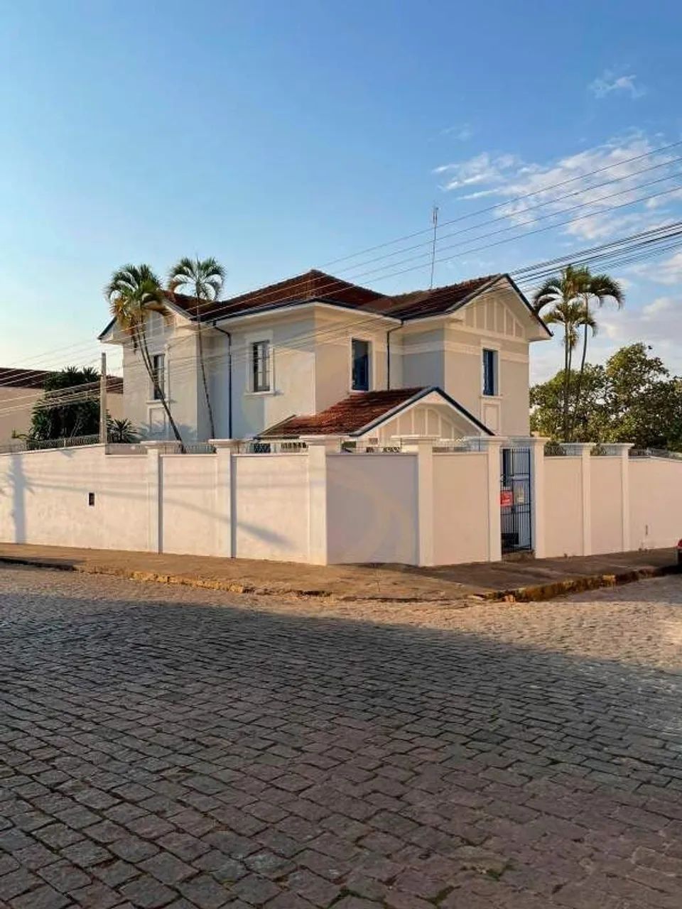 Casa clássica à venda no Centro de Mococa - SP, não perca essa oportunidade !
