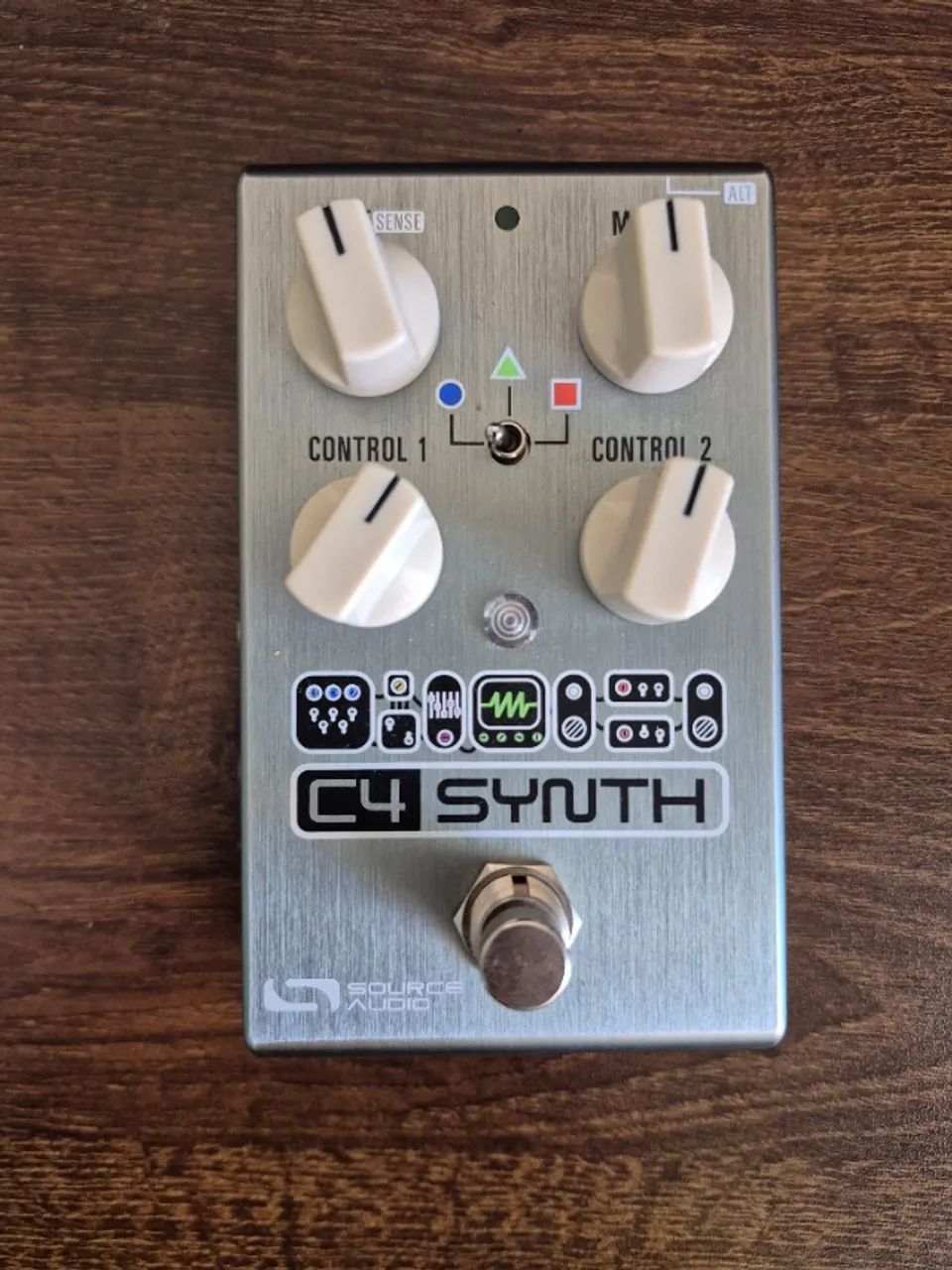 Pedal Source Audio C4 Synth (ñ MXR, Micro Synth) - Instrumentos