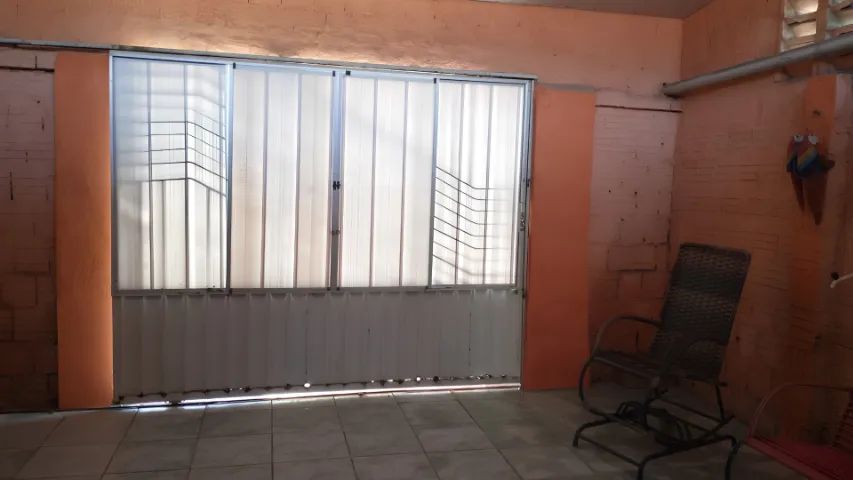 Casa em Cascavel, 2 quartos, Garagem coberta - Foto 2