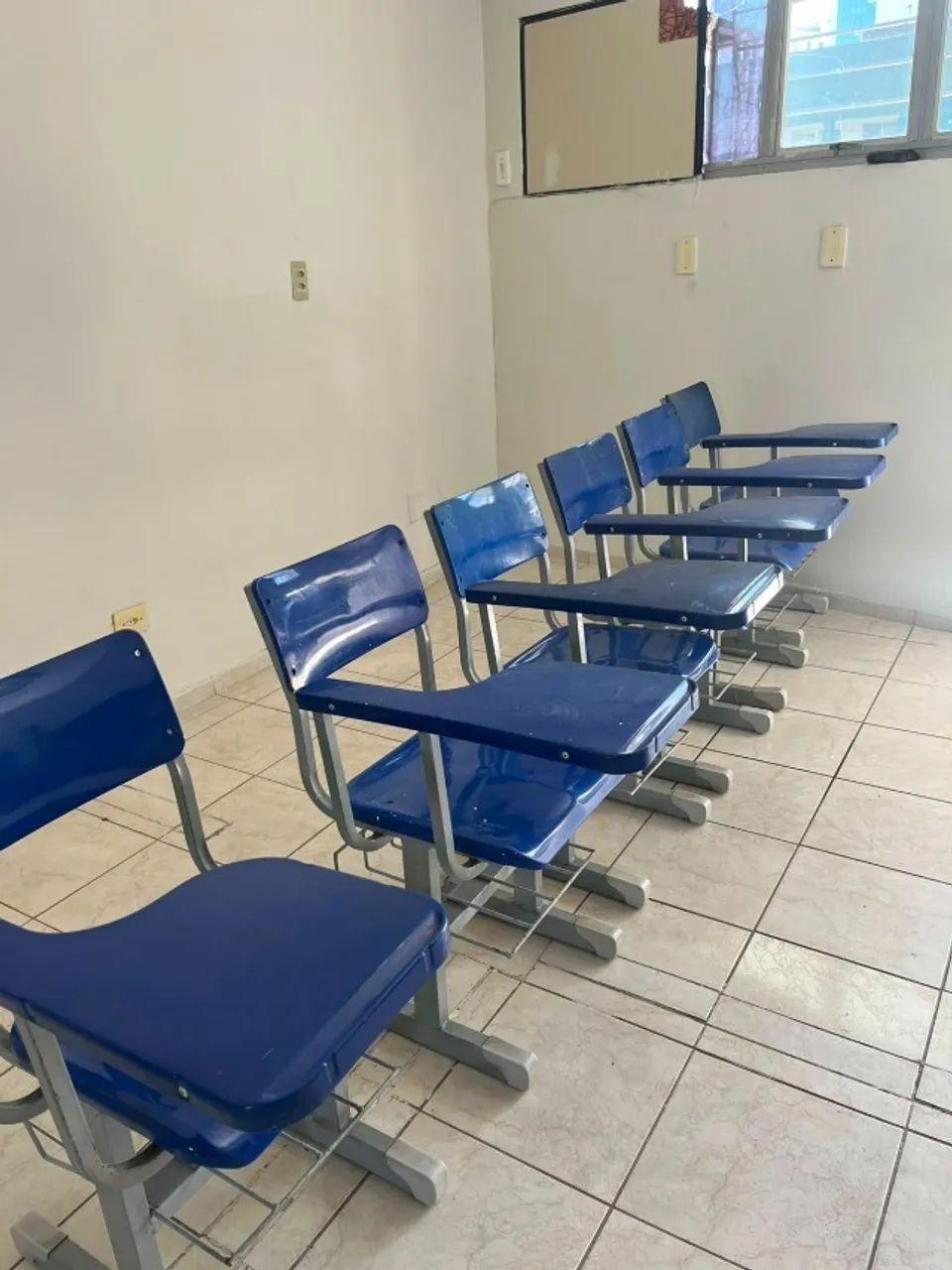 Cadeiras com Prancheta
