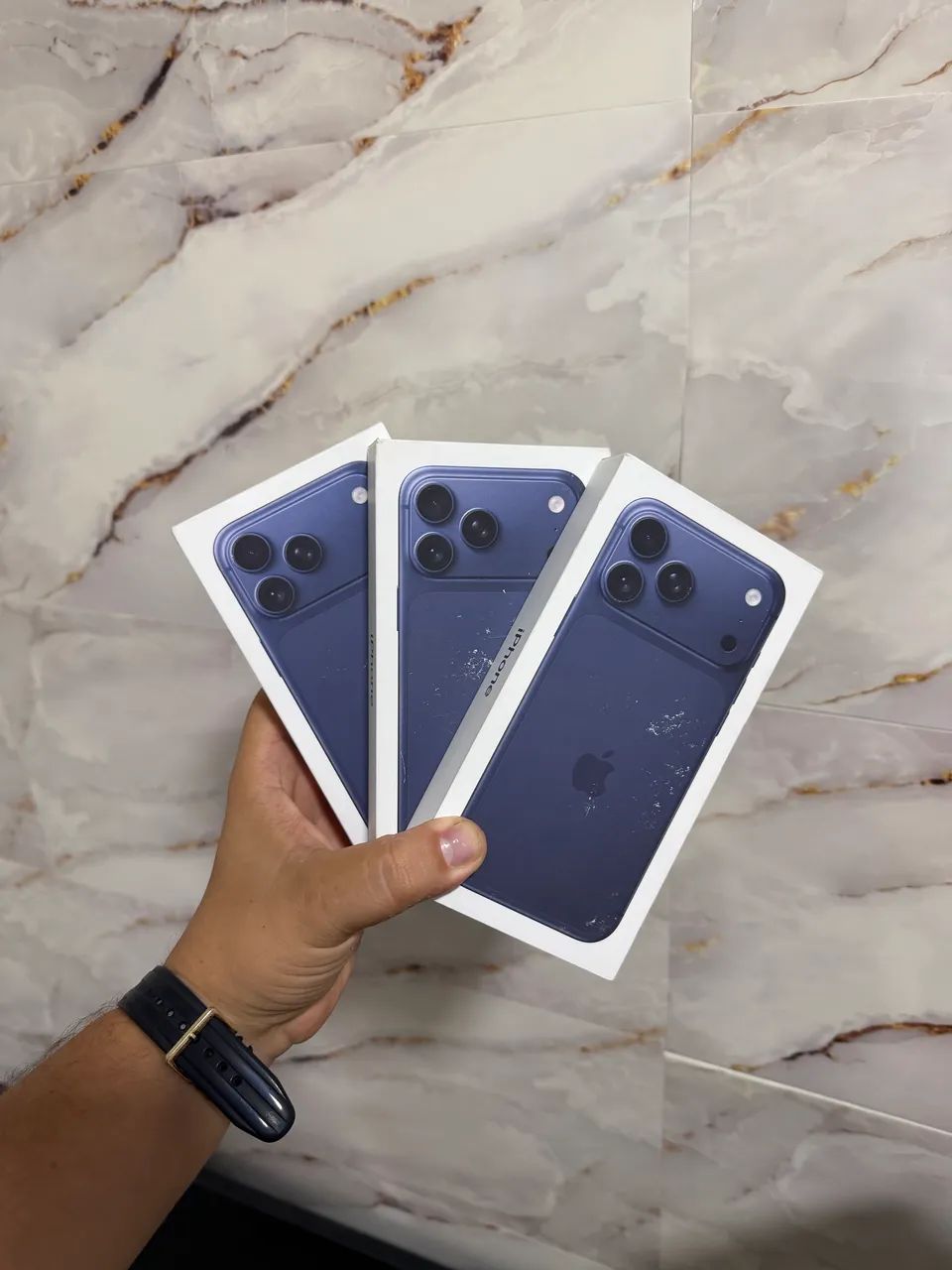 IPHONE 17 PRO MAX LACRADO