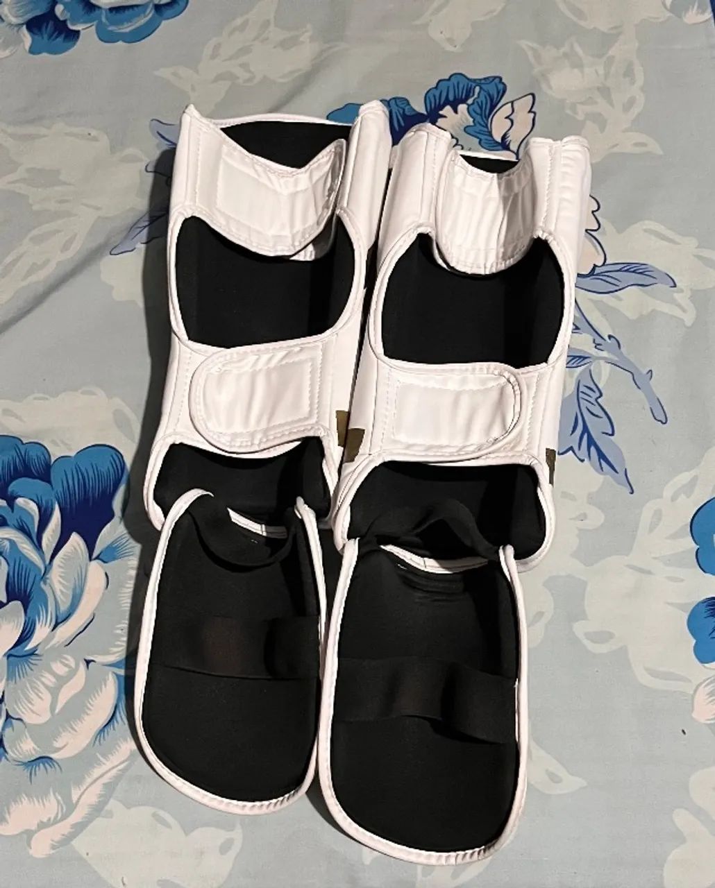 Kit muay thai - caneleira e luvas  - Foto 3