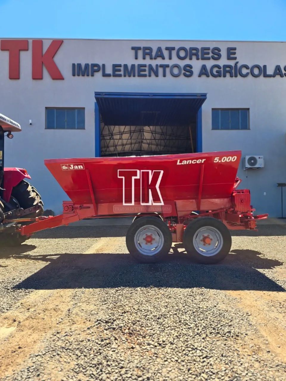 cod. 1390 DISTRIBUIDOR DE CALCARIO JAN LANCER 5.000 KG - Tk Tratores Nova Andradina-MS - Foto 5