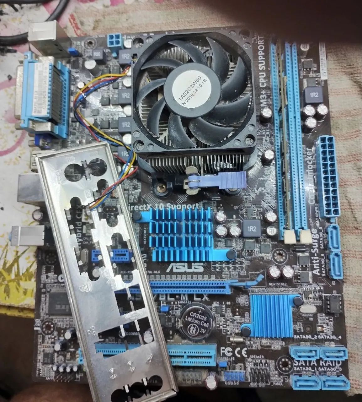 Kit placa mãe am3+ fx6300 3.5ghz + 4gb ddr3 + espelho e cooler 