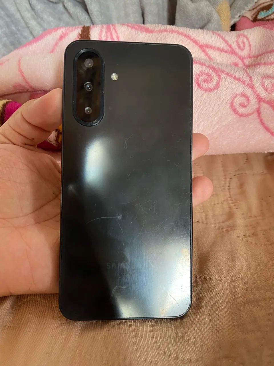 Samsung A17  - Foto 3