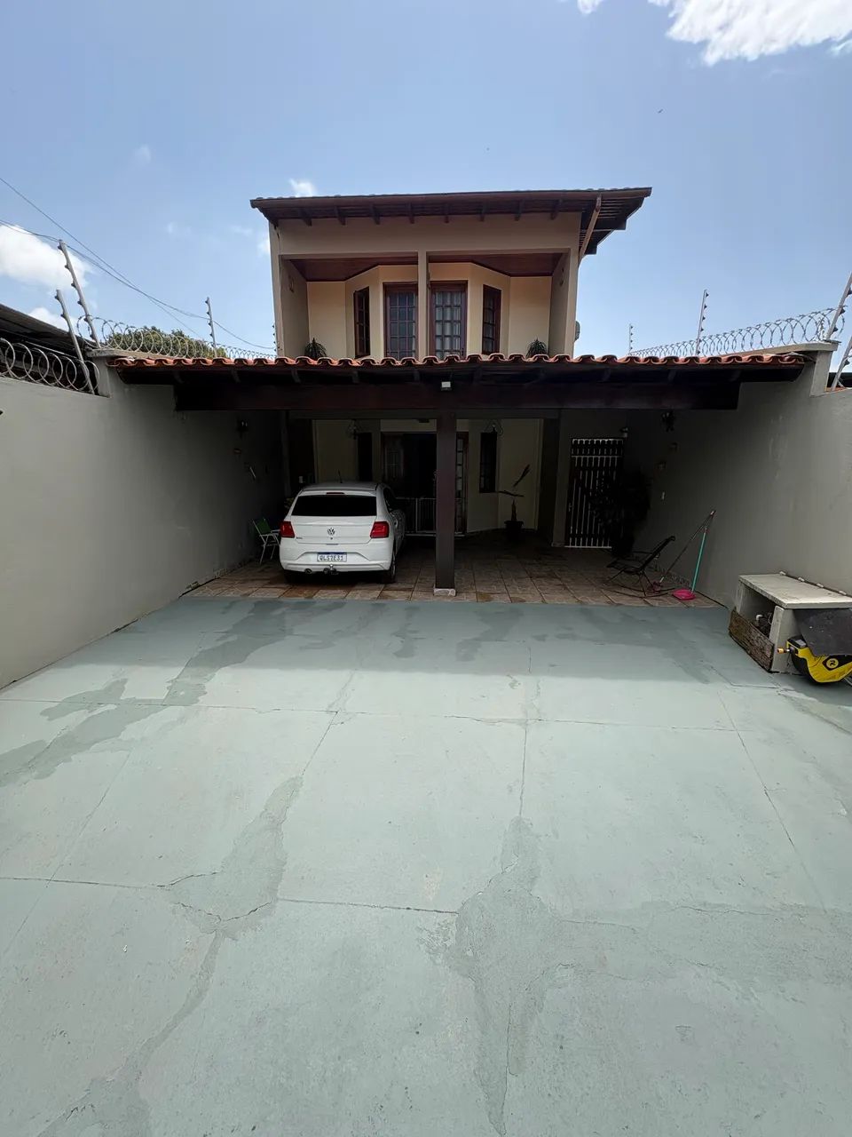 Casa bem localizada no Pacoval