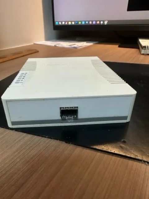 Mikrotik RB260GS - Foto 2