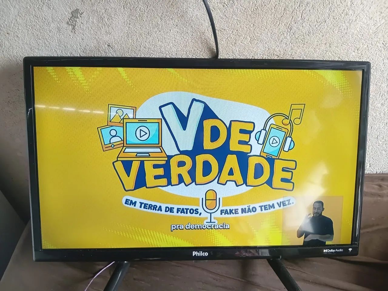 Vendo TV de 24 polegadas smart  - Foto 2