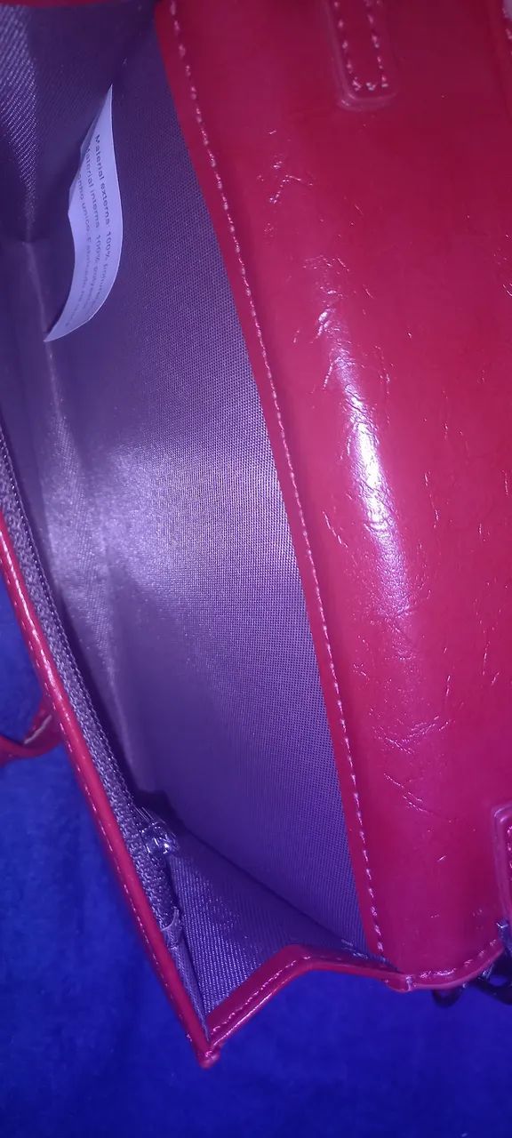 Carteira de mão feminina Vermelho verniz - Foto 4