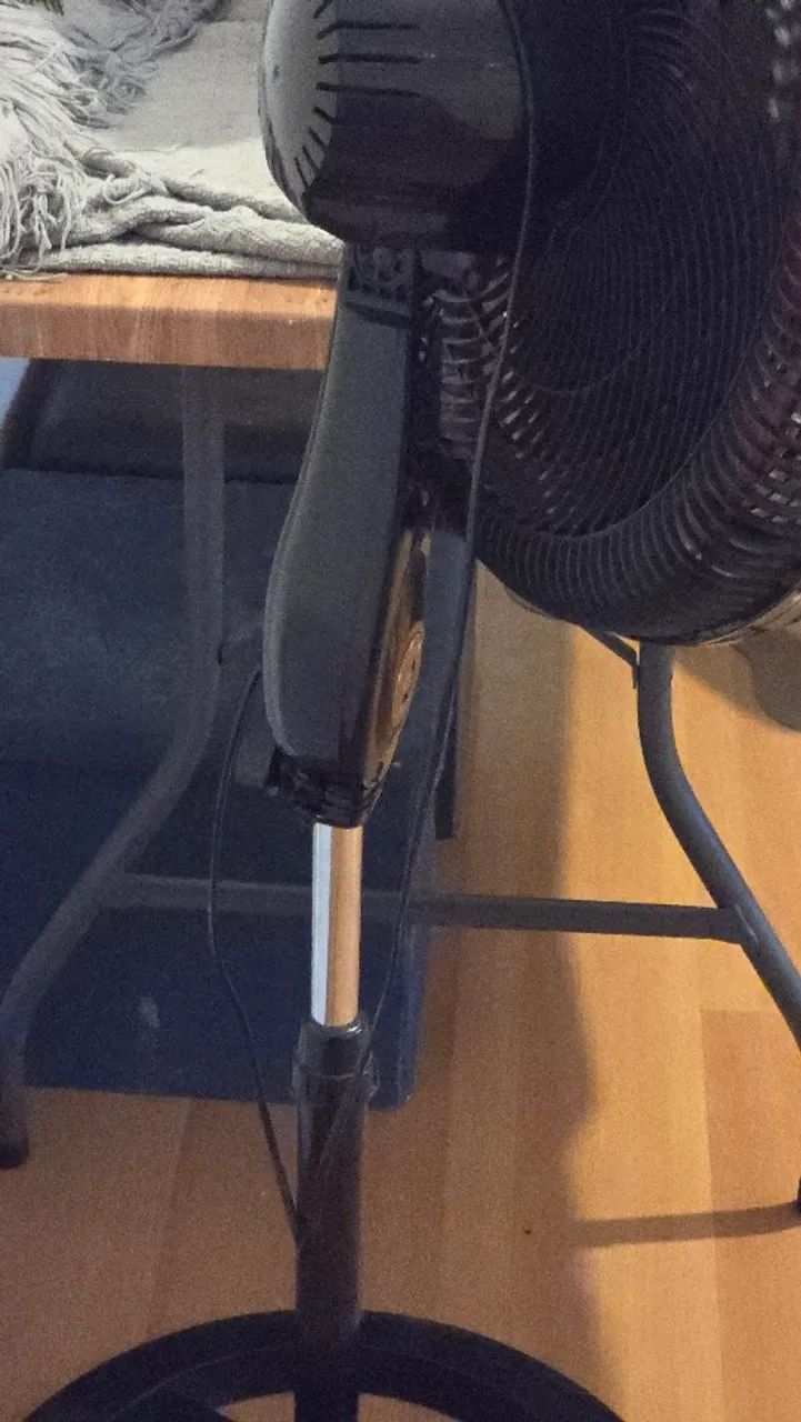 Ventilador de Coluna Polishop - Foto 2