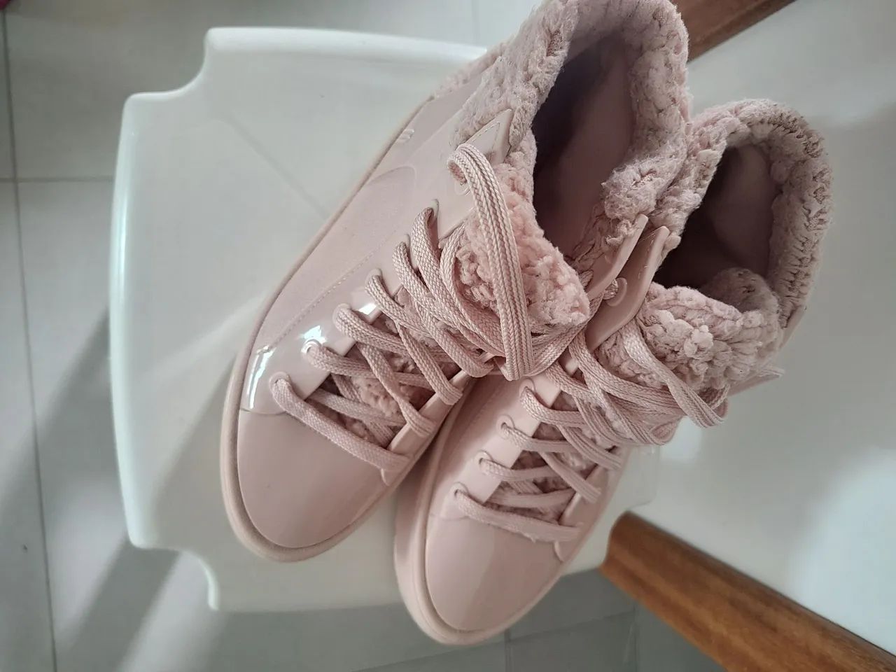 Bota melissa fluffy sneaker rosa  - Foto 4