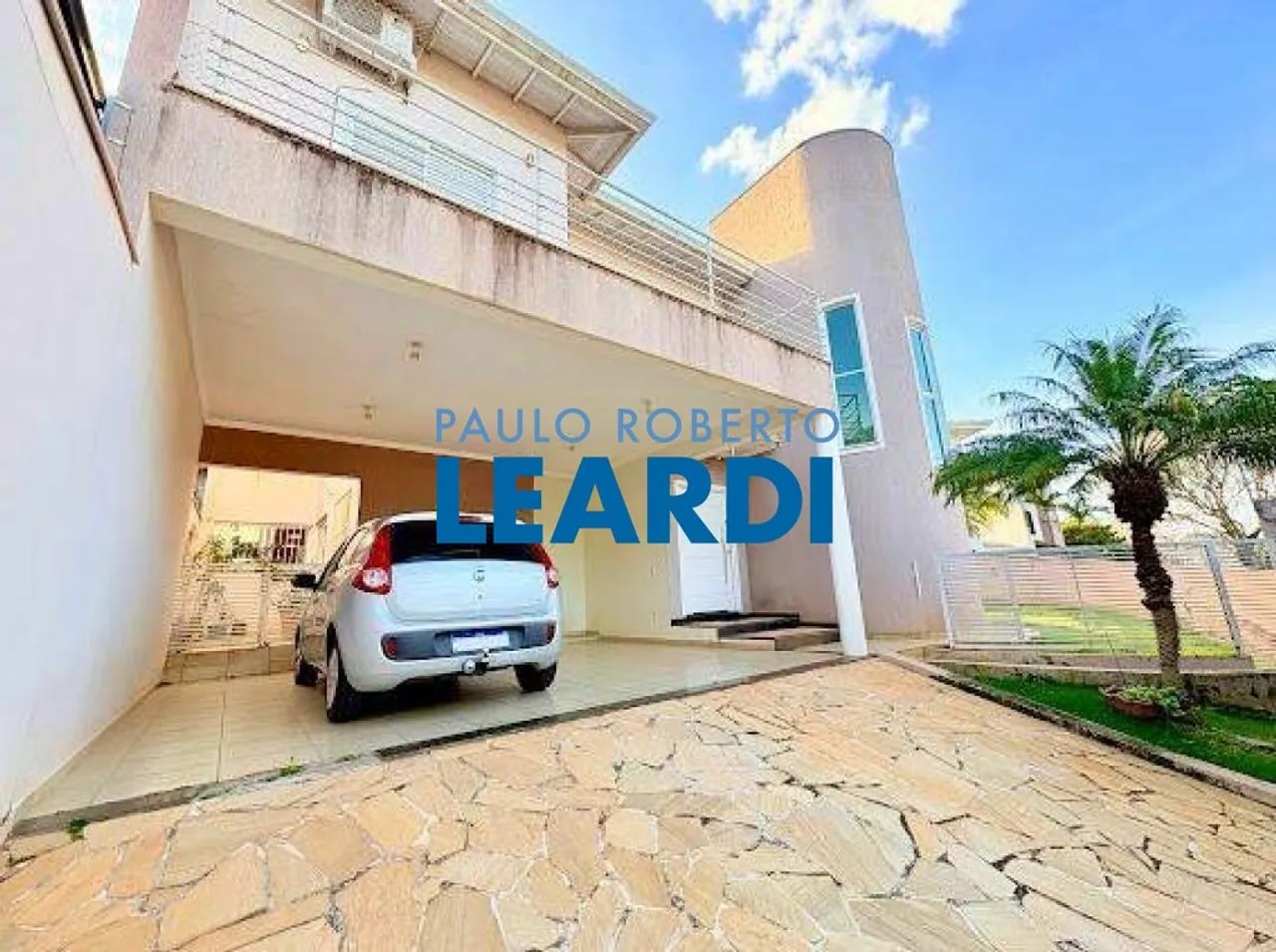 CASA ASSOBRADADA - PARQUE NOVA SUÍÇA - SP