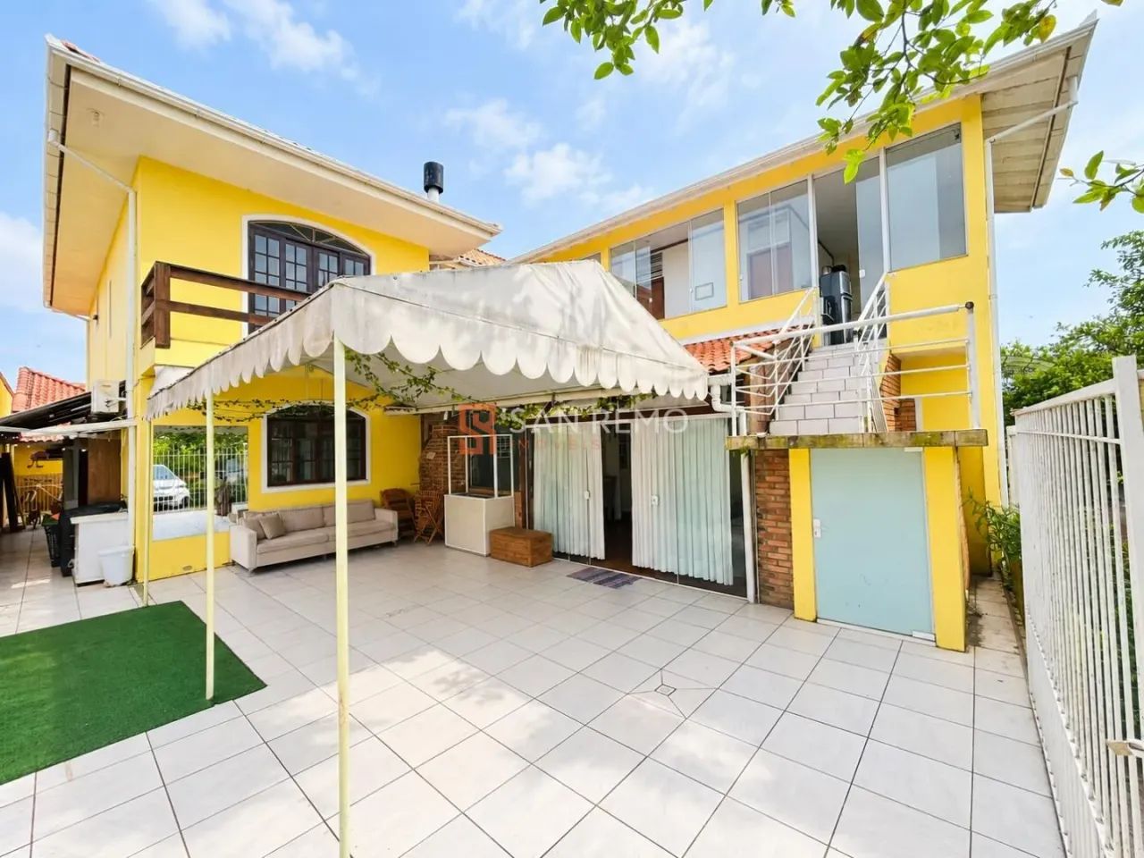 Balneário | Apartamento 13 quartos, sendo 3 suites