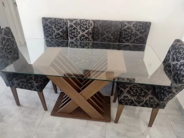 Vendo mesa com 6 cadeiras, tampo de vidro - Foto 3
