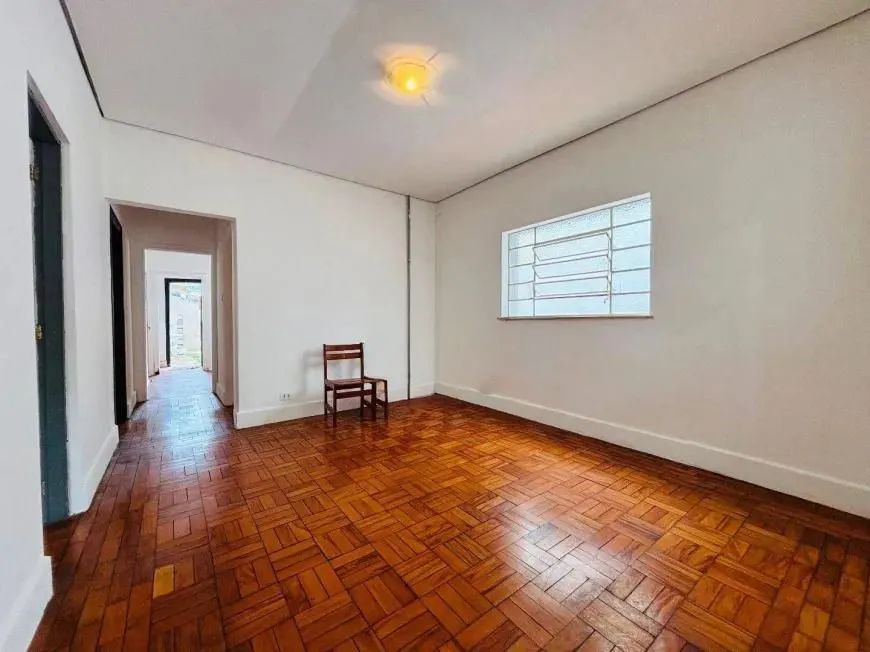Charme, espaço e uma localização privilegiada! - Foto 4