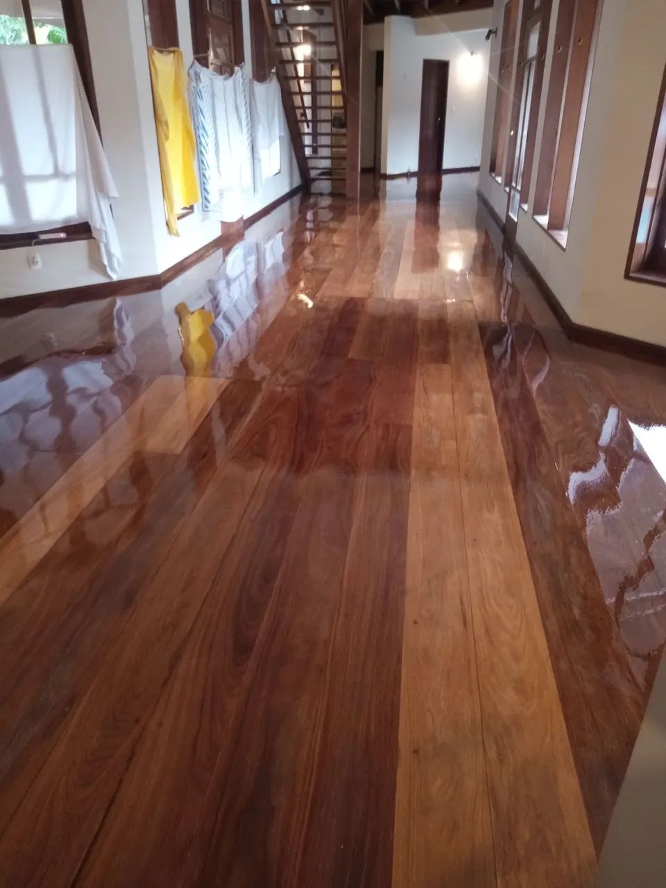 Fazemos restauração em pisos de madeira - Foto 4