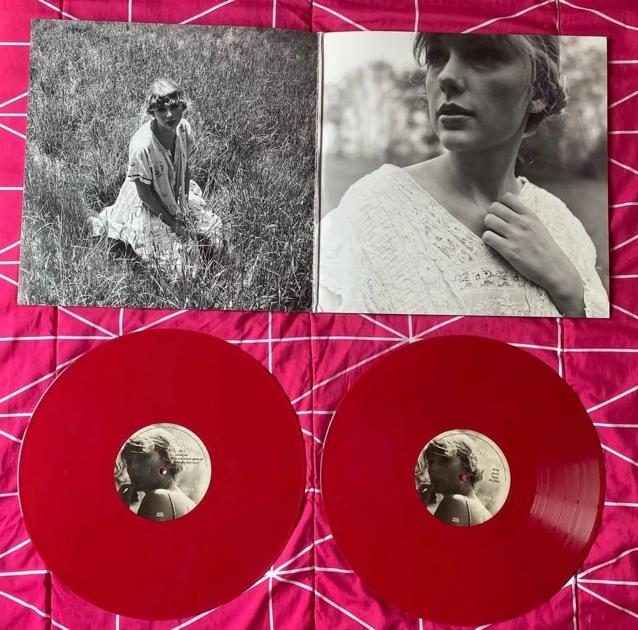 Vinil Folklore - Taylor Swift - Target - Meet me behind the mall