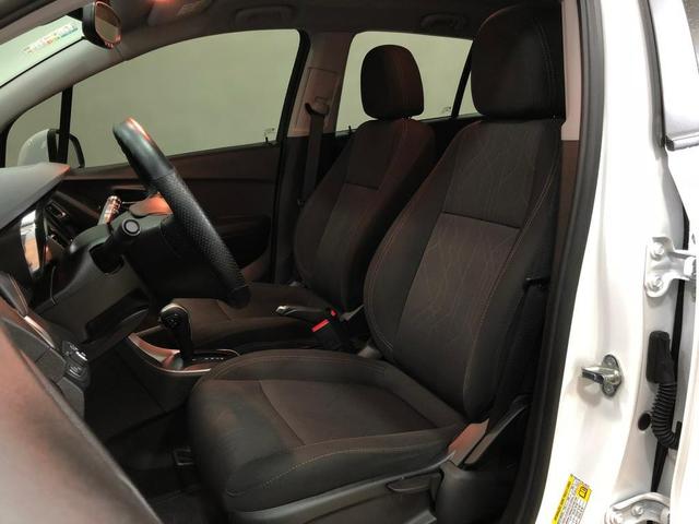 Tracker lt 1.4 turbo 2018 com apenas 13.000km. léo careta veículos - Foto 10