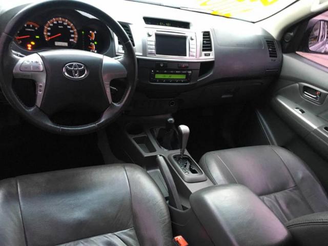 Toyota Hilux CD 4X4 SRV AUT DIESEL TOP DE LINHA - Foto 9