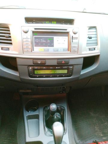 Toyota Hilux CD 4x4 SRV Completa 2013 - Foto 11