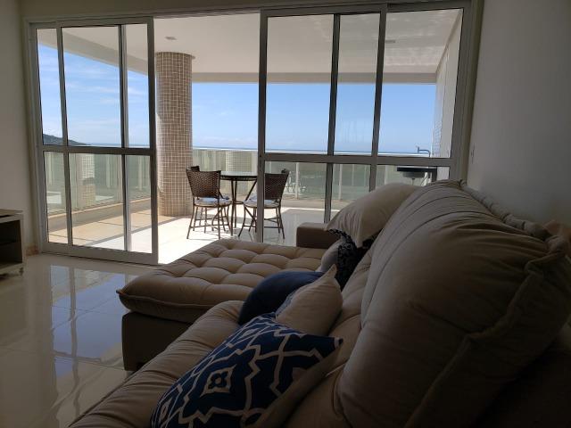 Apto de luxo, 3 suítes, 2 vagas de garagem de frente à praia - Foto 6